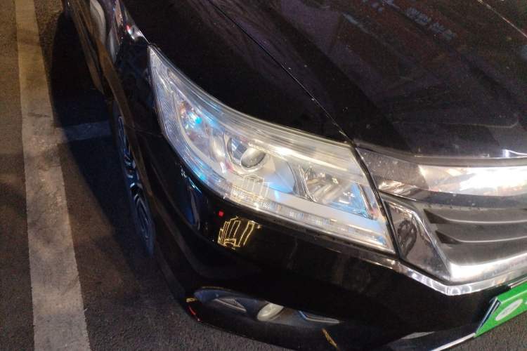Used Honda Crider 2013 1.8L automatic comfort version Right Front Headlight