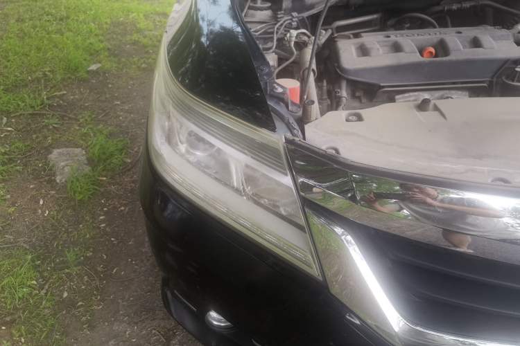 Used Honda Crider 2013 1.8L automatic luxury edition Right Front Headlight