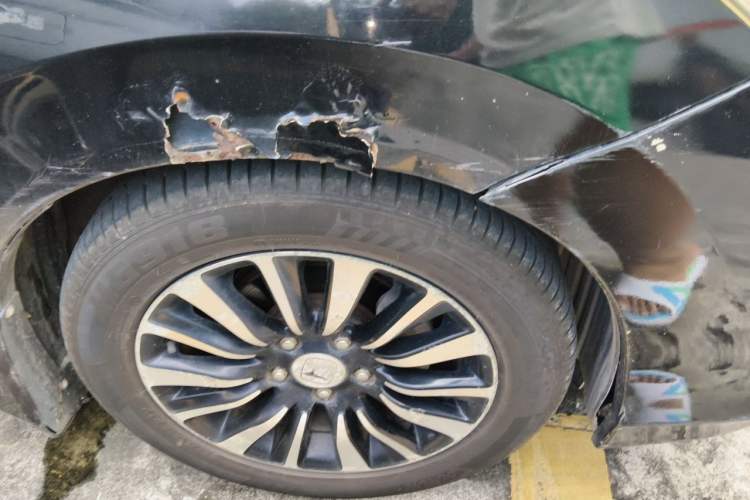 Used Honda Crider 2013 1.8L manual Comfort version Right Front Wheel Hub