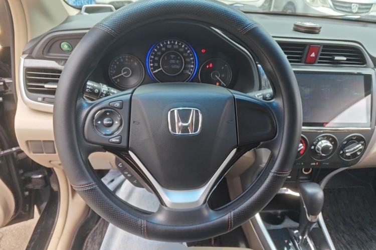 Used Honda Crider 2013 1.8L automatic luxury edition Steering Wheel
