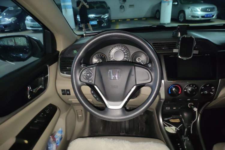 Used Honda Crider 2013 1.8L automatic luxury edition Steering Wheel