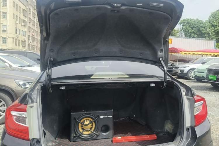 Used Honda Crider 2013 1.8L automatic comfort version Trunk