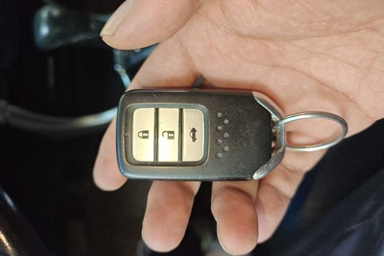Used Honda Crider 2013 1.8L automatic flagship version Vehicle Key