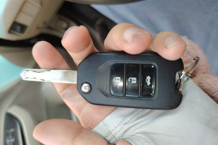Used Honda Crider 2013 1.8L automatic comfort version Vehicle Key