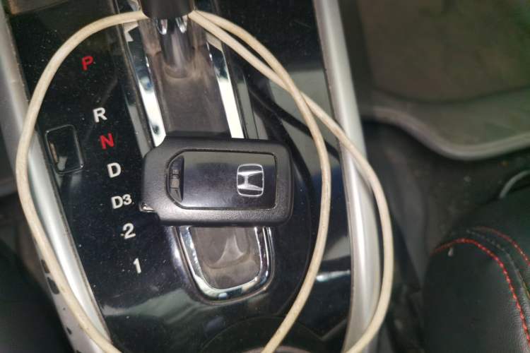 Used Honda Crider 2013 1.8L automatic luxury edition Vehicle Key