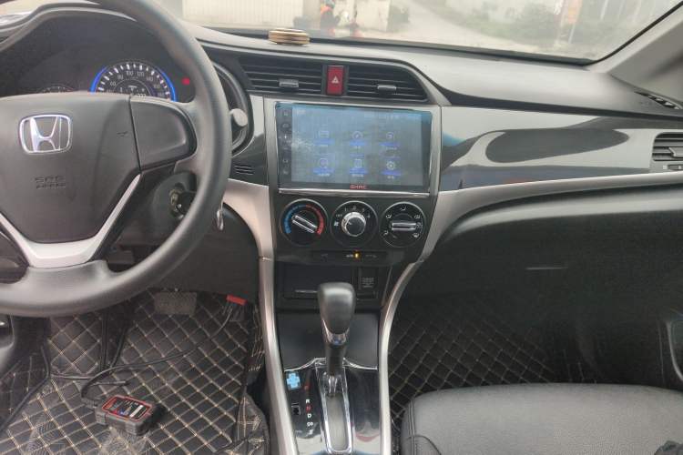 Used Honda Crider 2013 1.8L automatic comfort version Audio And AC Panel