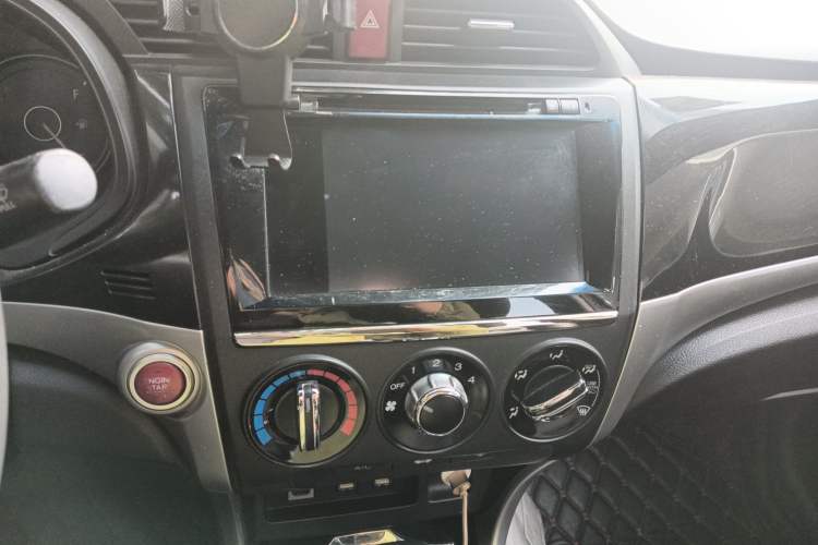 Used Honda Crider 2013 1.8L automatic luxury edition Audio And AC Panel