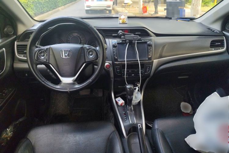 Used Honda Crider 2013 1.8L automatic flagship version Center Console