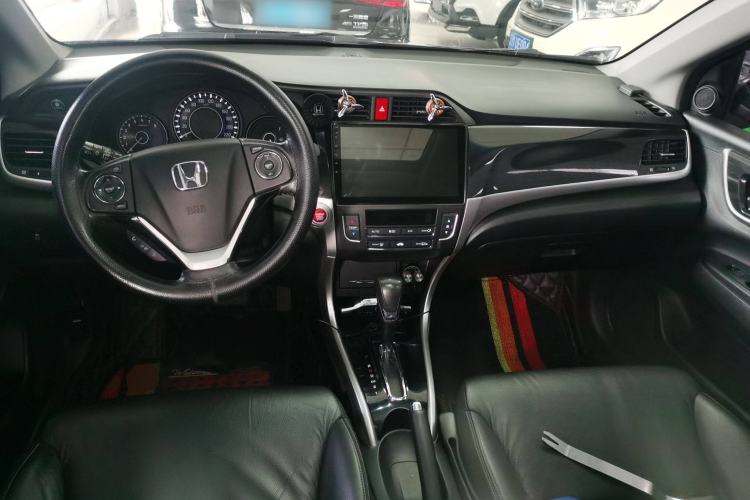 Used Honda Crider 2013 1.8L automatic flagship version Center Console