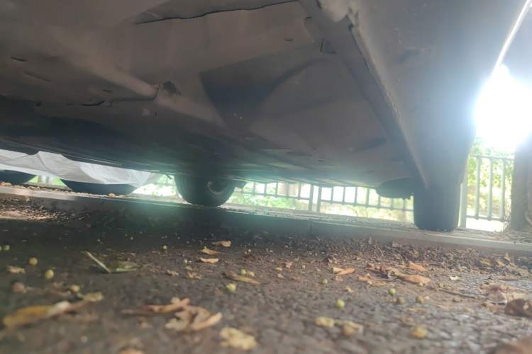Used Honda Crider 2013 1.8L automatic luxury edition Chassis Front Left