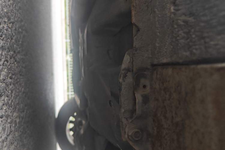 Used Honda Crider 2013 1.8L automatic luxury edition Chassis Front Right