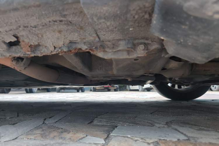 Used Honda Crider 2013 1.8L automatic luxury edition Chassis Front Right