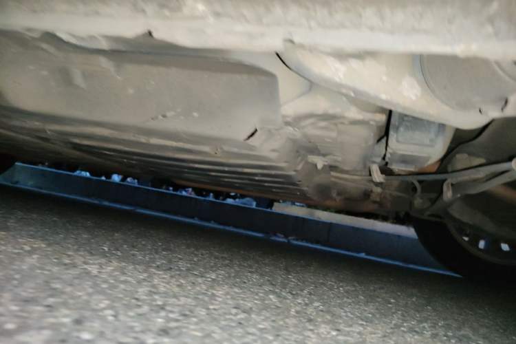 Used Honda Crider 2013 1.8L automatic luxury edition Chassis Rear Left