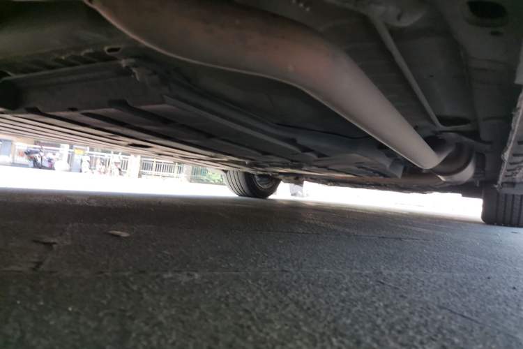 Used Honda Crider 2013 1.8L automatic flagship version Chassis Rear Right
