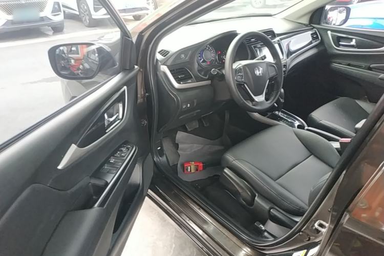Used Honda Crider 2013 1.8L automatic luxury edition Driver Seat