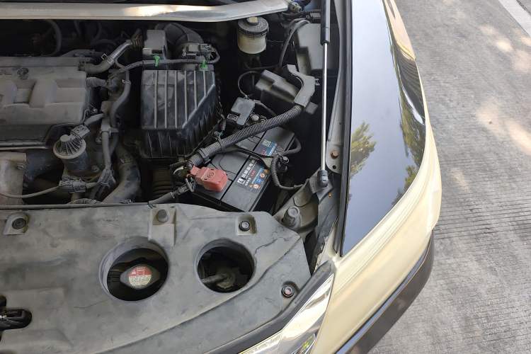 Used Honda Crider 2013 1.8L automatic luxury edition Engine Bay Left