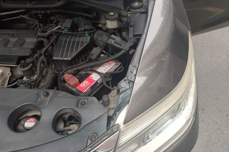 Used Honda Crider 2013 1.8L automatic luxury edition Engine Bay Left