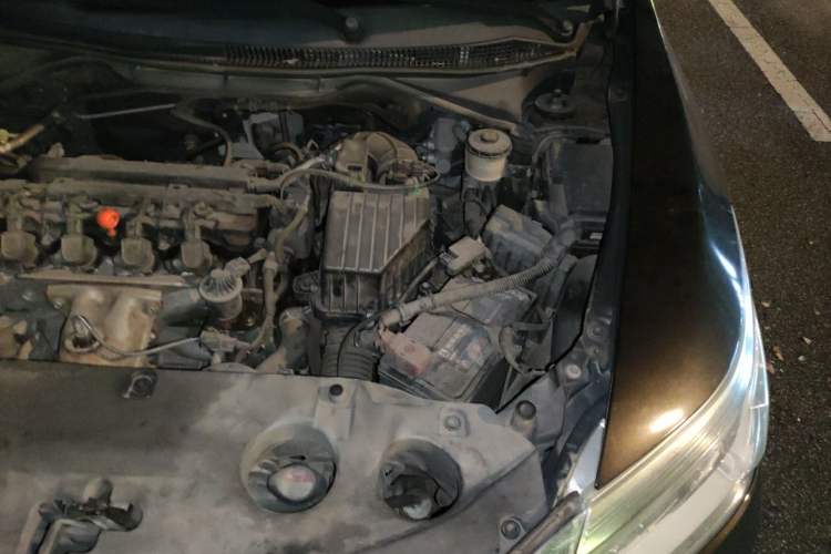Used Honda Crider 2013 1.8L automatic luxury edition Engine Bay Left