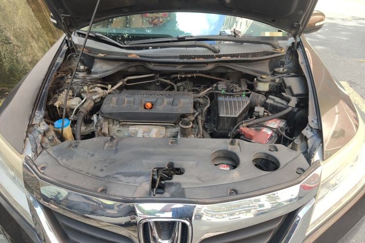 Used Honda Crider 2013 1.8L automatic luxury edition Engine Bay