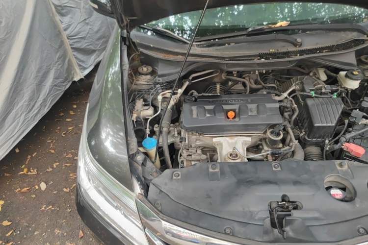 Used Honda Crider 2013 1.8L automatic luxury edition Engine Bay Right