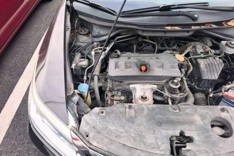 Used Honda Crider 2013 1.8L automatic luxury edition Engine Bay Right
