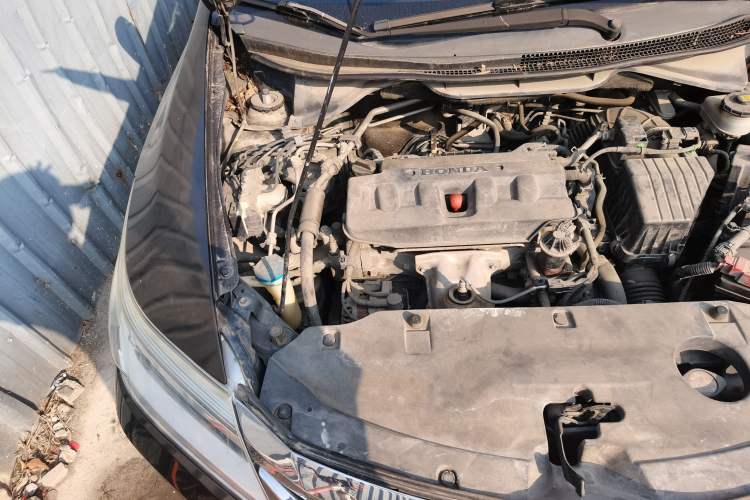 Used Honda Crider 2013 1.8L automatic flagship version Engine Bay Right