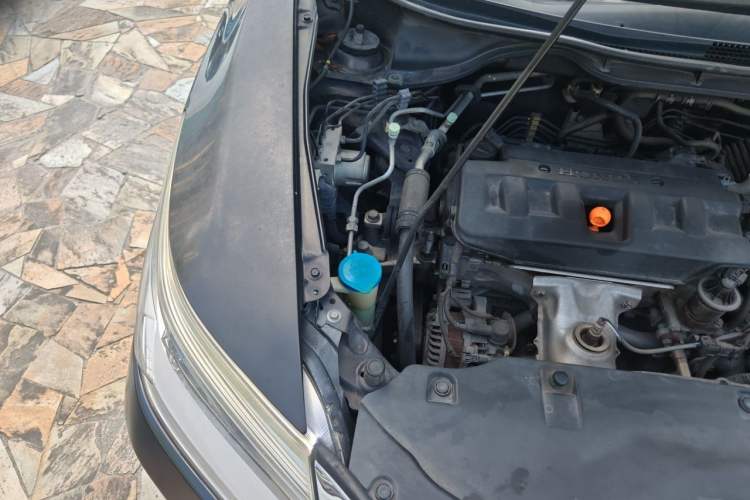 Used Honda Crider 2013 1.8L automatic luxury edition Engine Bay Right
