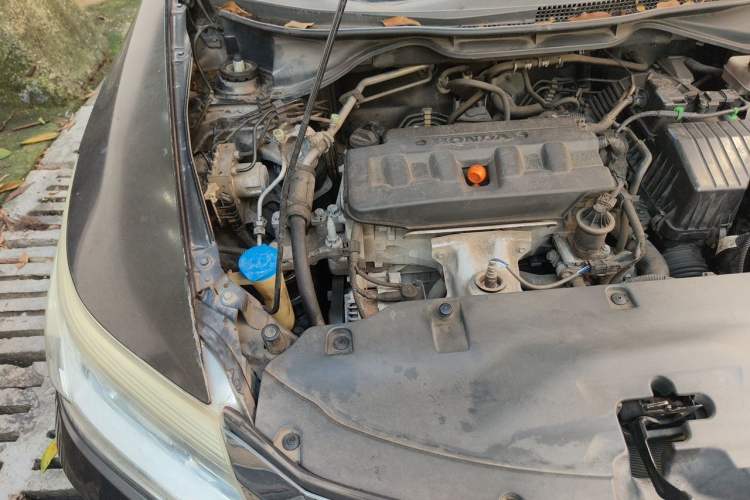 Used Honda Crider 2013 1.8L automatic luxury edition Engine Bay Right