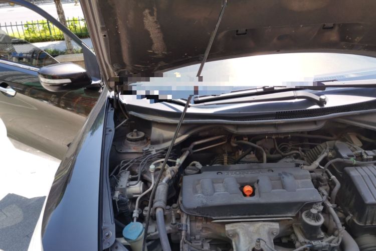 Used Honda Crider 2013 1.8L automatic flagship version Engine Bay Right