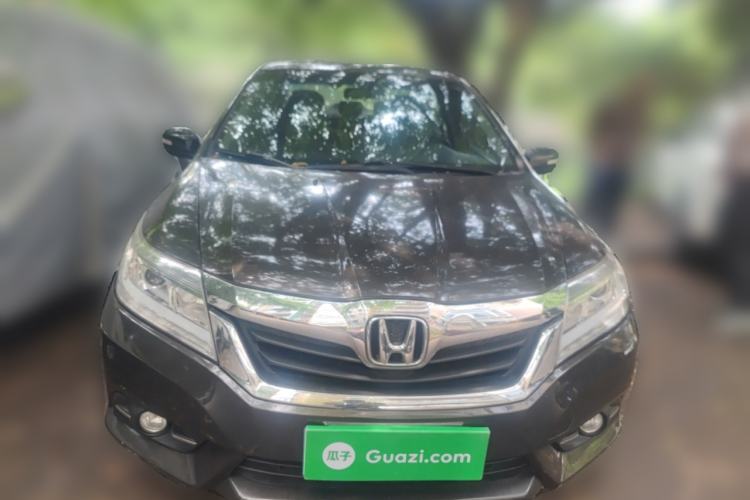 Used Honda Crider 2013 1.8L automatic luxury edition Front