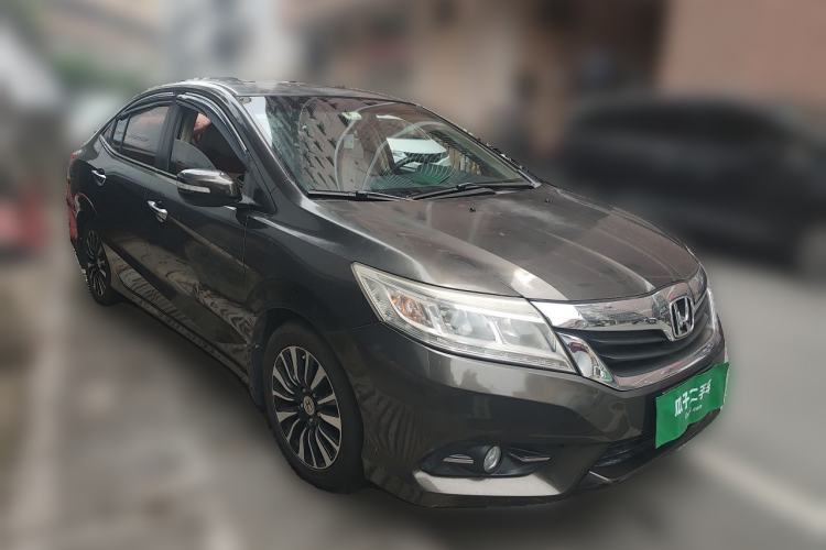 Used Honda Crider 2013 1.8L automatic luxury edition Front Right 45 Deg