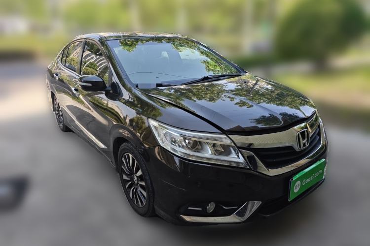 Used Honda Crider 2013 1.8L automatic luxury edition Front Right 45 Deg