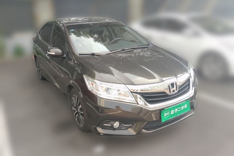 Used Honda Crider 2013 1.8L automatic luxury edition Front Right 45 Deg