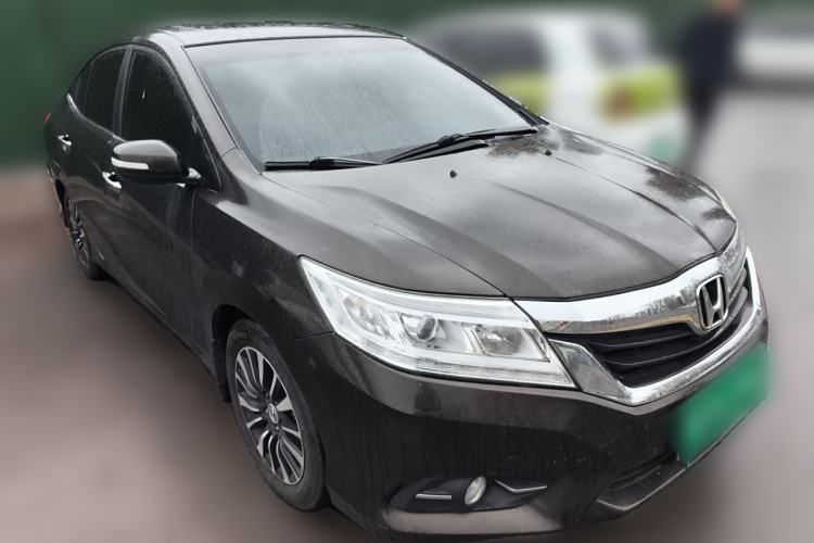 Used Honda Crider 2013 1.8L automatic luxury edition Front Right 45 Deg
