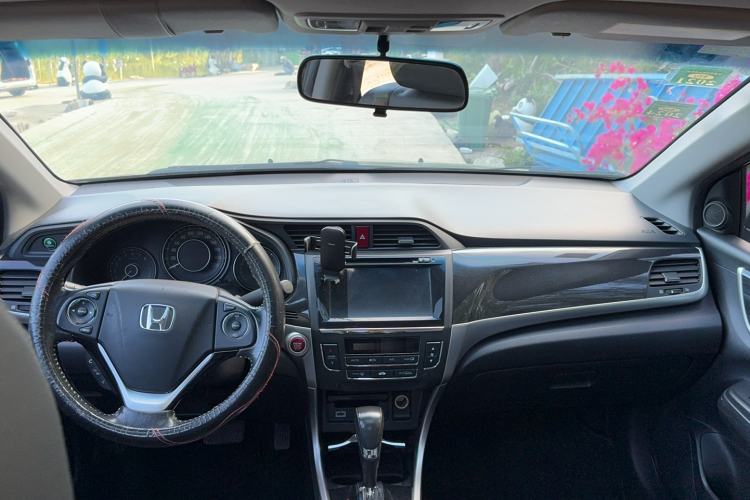 Used Honda Crider 2013 1.8L automatic flagship version Interior 3