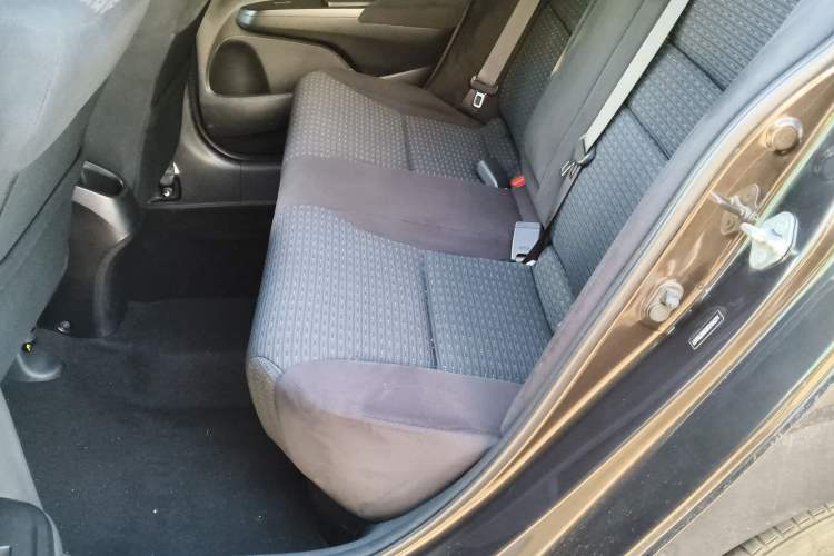 Used Honda Crider 2013 1.8L automatic luxury edition Interior 4