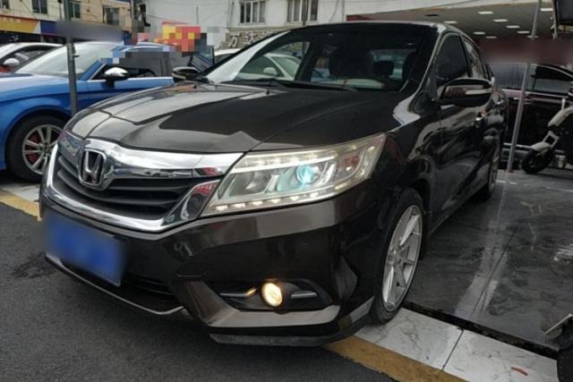Used Honda Crider 2013 1.8L automatic luxury edition