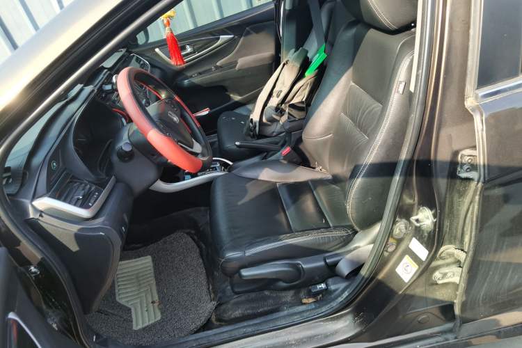 Used Honda Crider 2013 1.8L automatic flagship version Left Front Seat