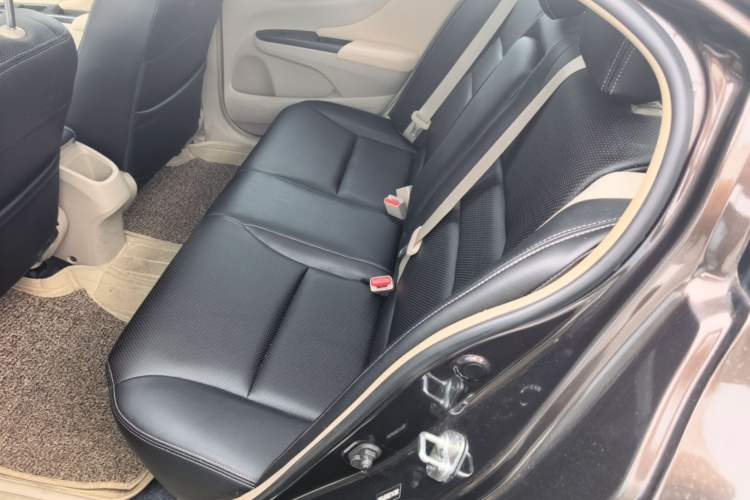 Used Honda Crider 2013 1.8L automatic luxury edition Left Rear Seat