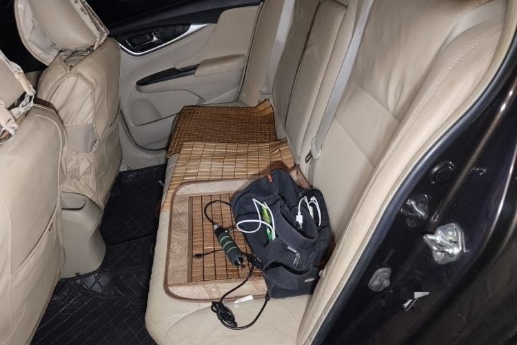Used Honda Crider 2013 1.8L automatic luxury edition Left Rear Seat