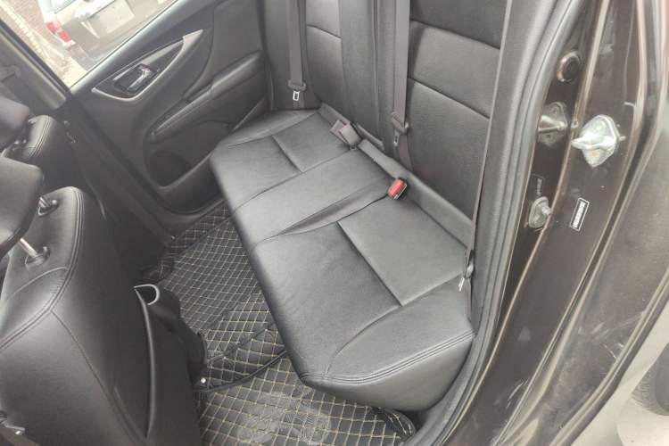 Used Honda Crider 2013 1.8L automatic comfort version Left Rear Seat