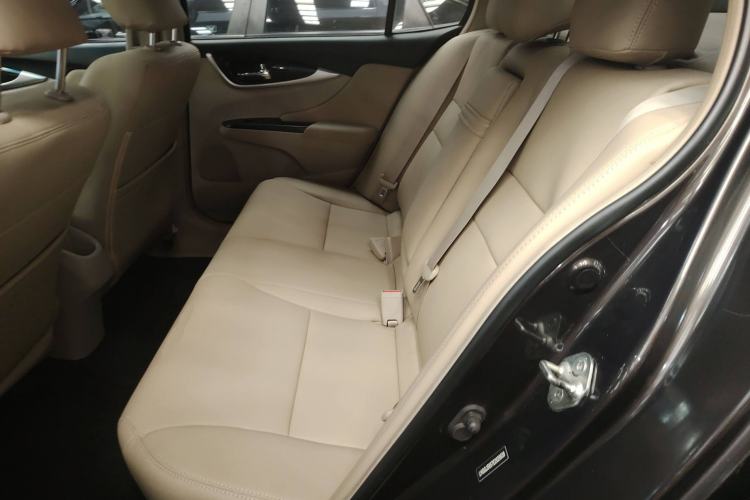 Used Honda Crider 2013 1.8L automatic luxury edition Left Rear Seat