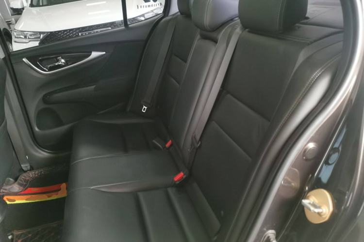 Used Honda Crider 2013 1.8L automatic flagship version Left Rear Seat