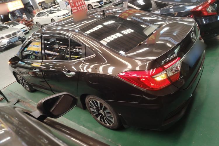Used Honda Crider 2013 1.8L automatic luxury edition Left Side