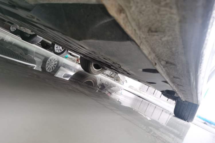 Used Honda Crider 2013 1.8L automatic flagship version Left Side Sill