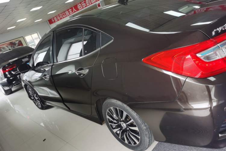 Used Honda Crider 2013 1.8L automatic flagship version Left Side