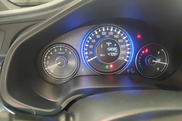 Used Honda Crider 2013 1.8L automatic luxury edition Odometer Close Up