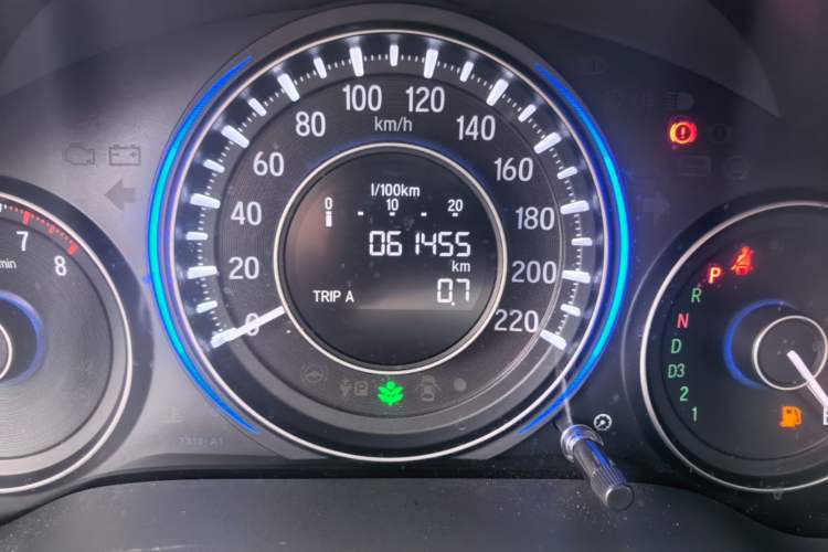 Used Honda Crider 2013 1.8L automatic luxury edition Odometer Close Up