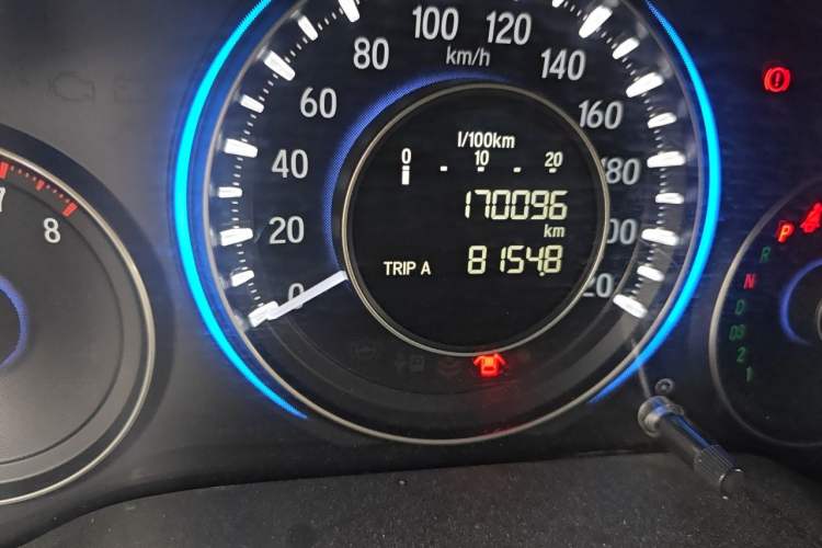 Used Honda Crider 2013 1.8L automatic luxury edition Odometer Close Up