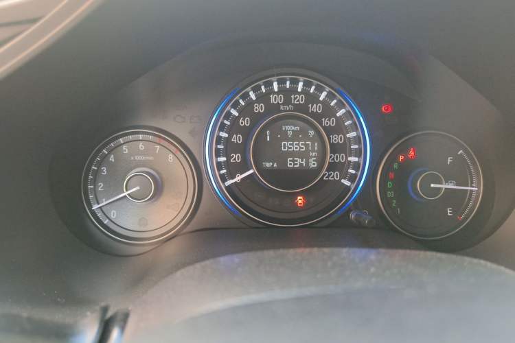 Used Honda Crider 2013 1.8L automatic luxury edition Odometer Close Up